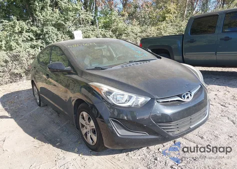 2016 Hyundai Elantra Se z USA, uszkodzony, nr VIN 5NPDH4AE6GH682309